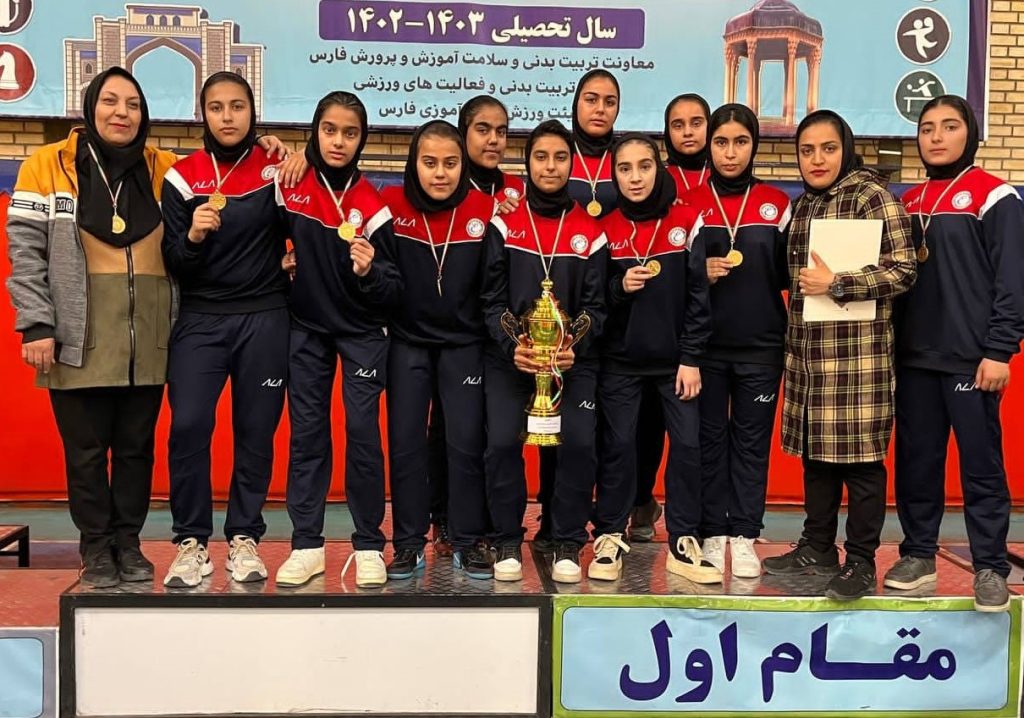 رقابت‌های فوتبال آموزشگاه‌های استان فارس/ قهرمانی کازرون با دختران مهرعظام